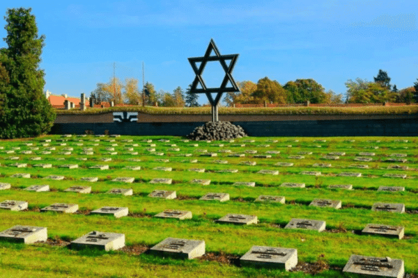 Excursión a Terezín desde Praga – Campo de Concentración